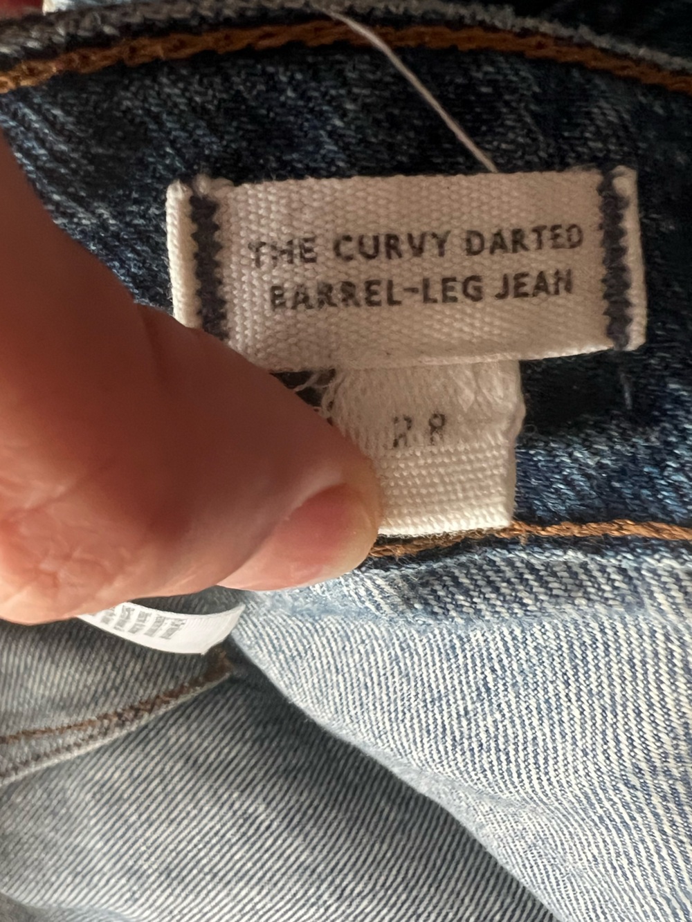 Madewell Curvy Darted Barrel-Leg Jean - Picture 6 of 7